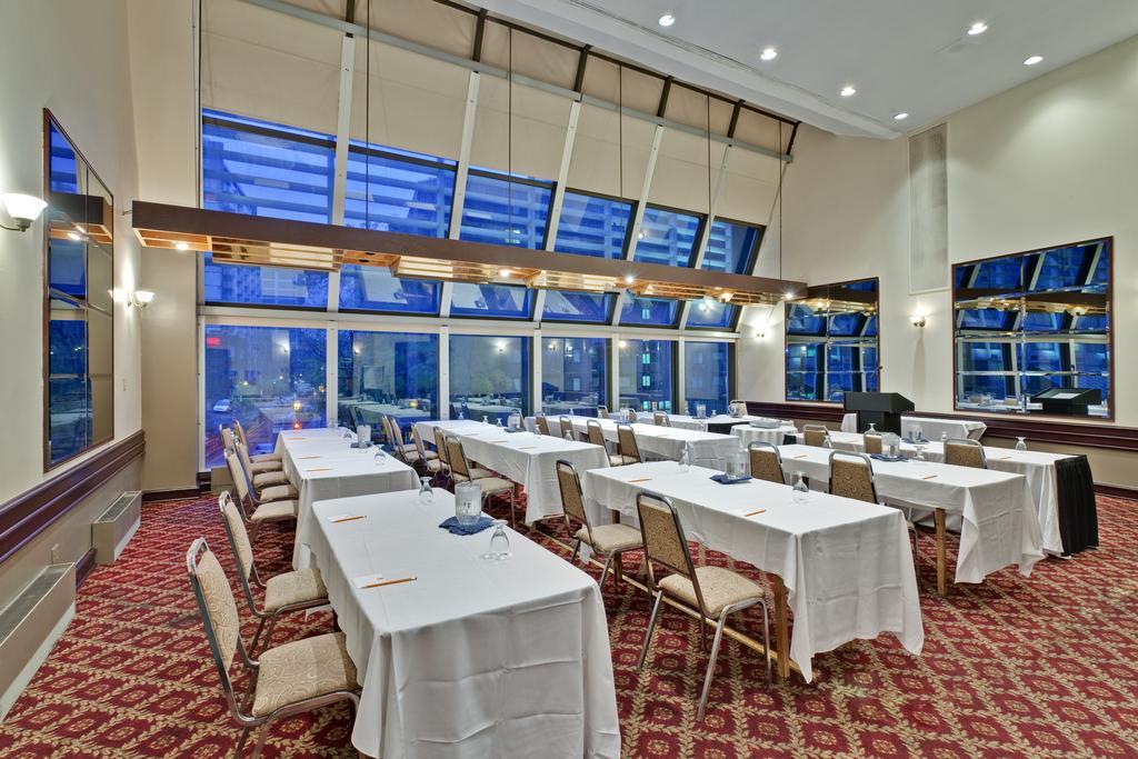 Holiday Inn Montreal Midtown Kültér fotó